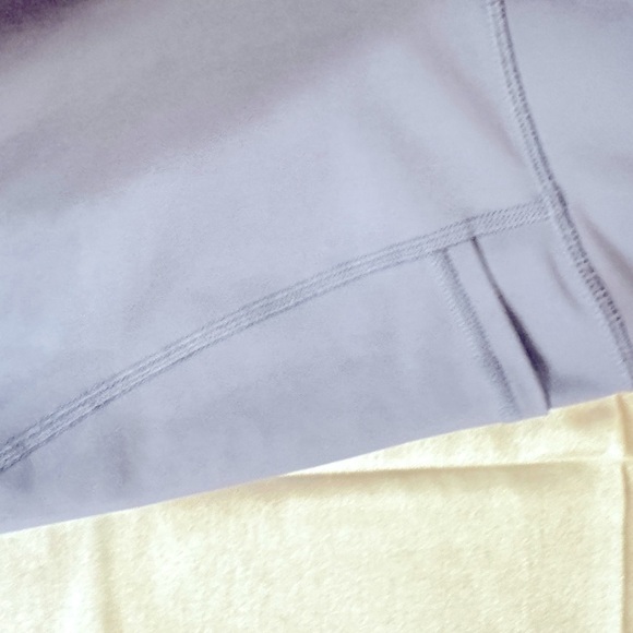 Old Navy Blue High Rise Leggings with side pockets - Picture 3 of 5